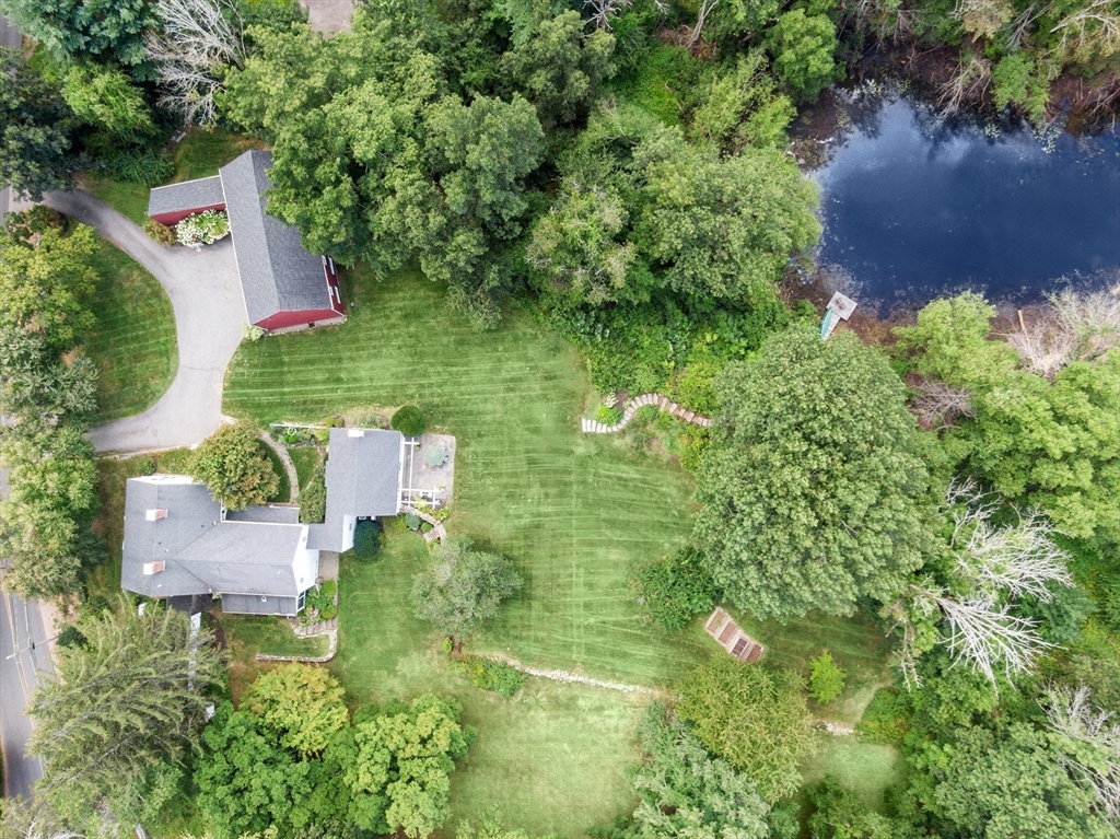 894 Great Pond Road
