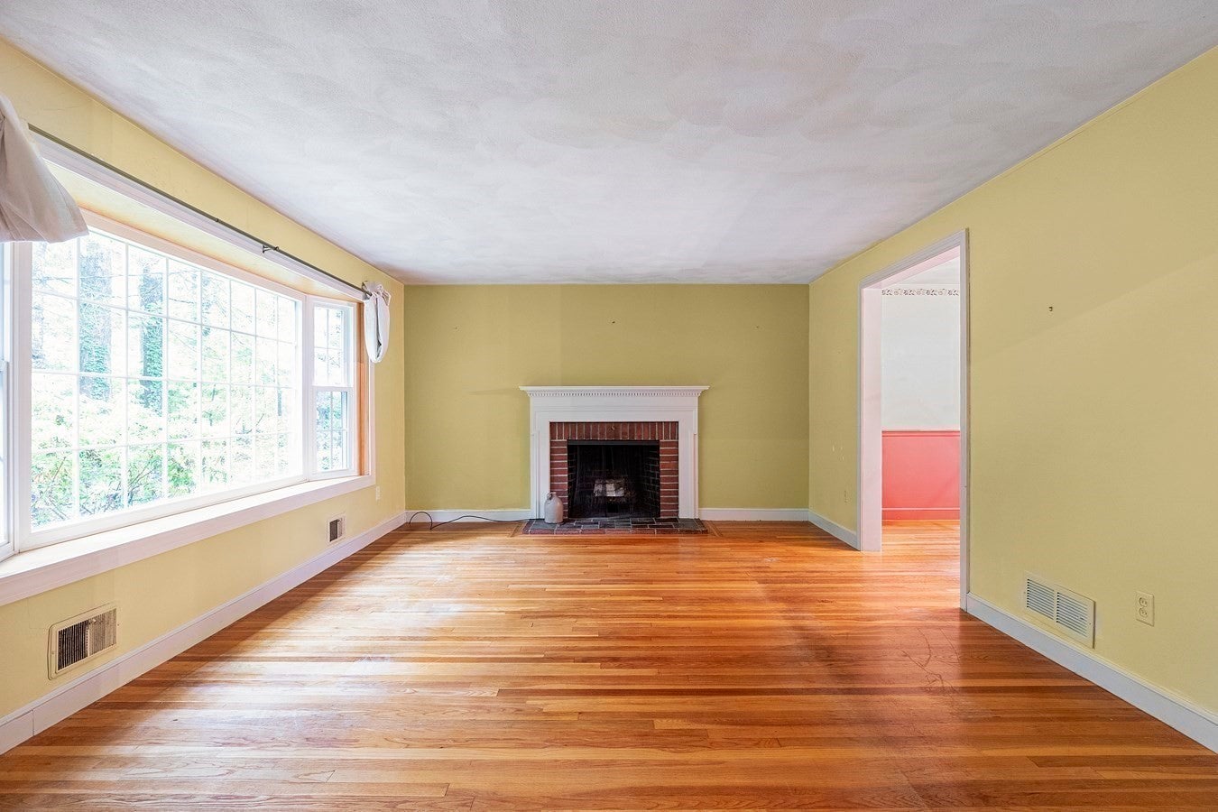 77 Warren Rd, Ashland, MA, 77 Warren Rd, Ashland, MA Photo #7