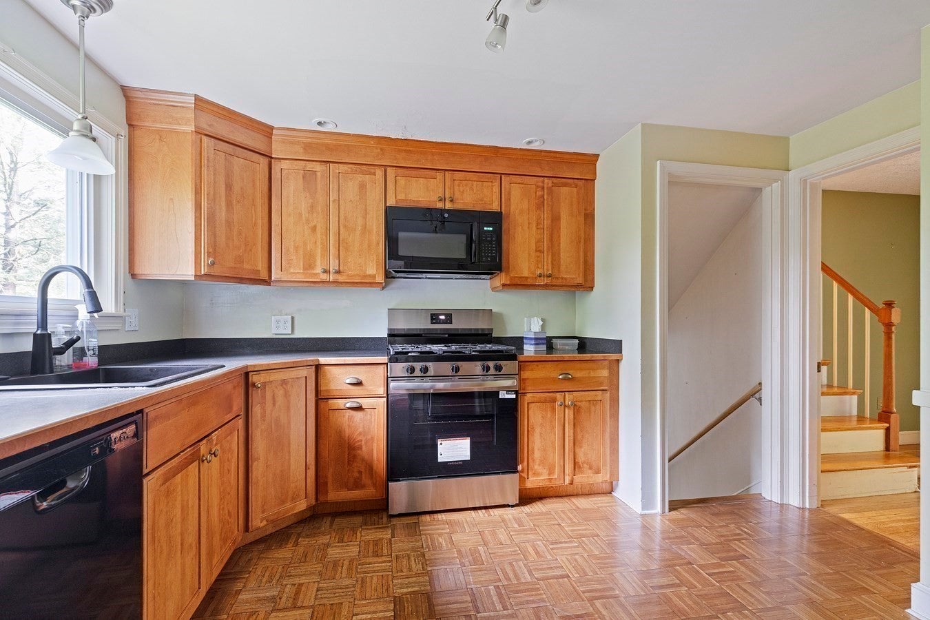 77 Warren Rd, Ashland, MA, 77 Warren Rd, Ashland, MA Photo #13