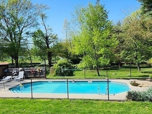 5 Putnam Hill Rd, Sutton, MA Photo #25