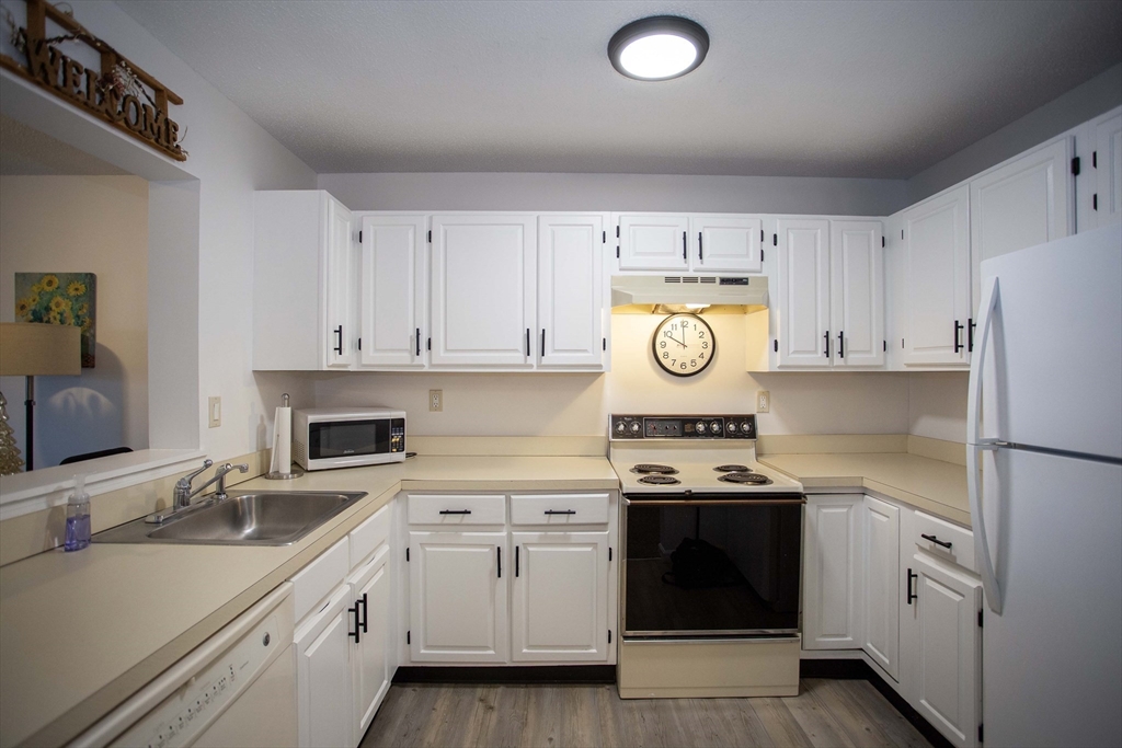 500 Colonial Drive 310