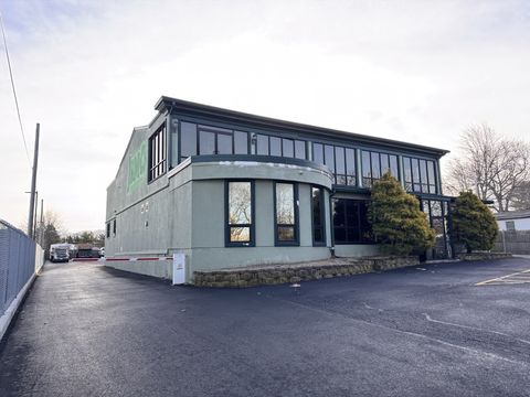 Photo of 265 Newbury St, Peabody, MA 01960 (MLS # 73474758)