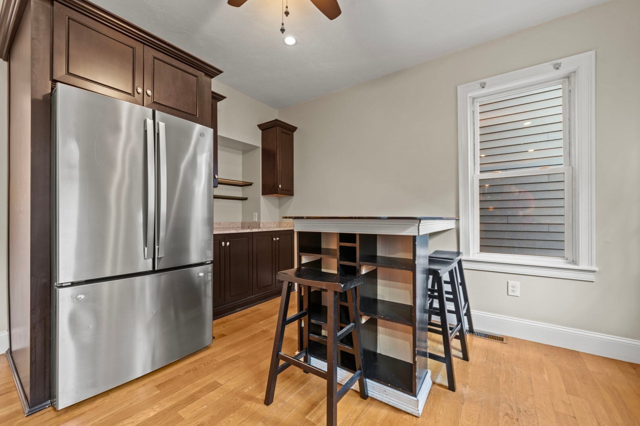 519 E 5th Street, Boston, MA, 519 E 5th Street, Boston, MA Photo #36