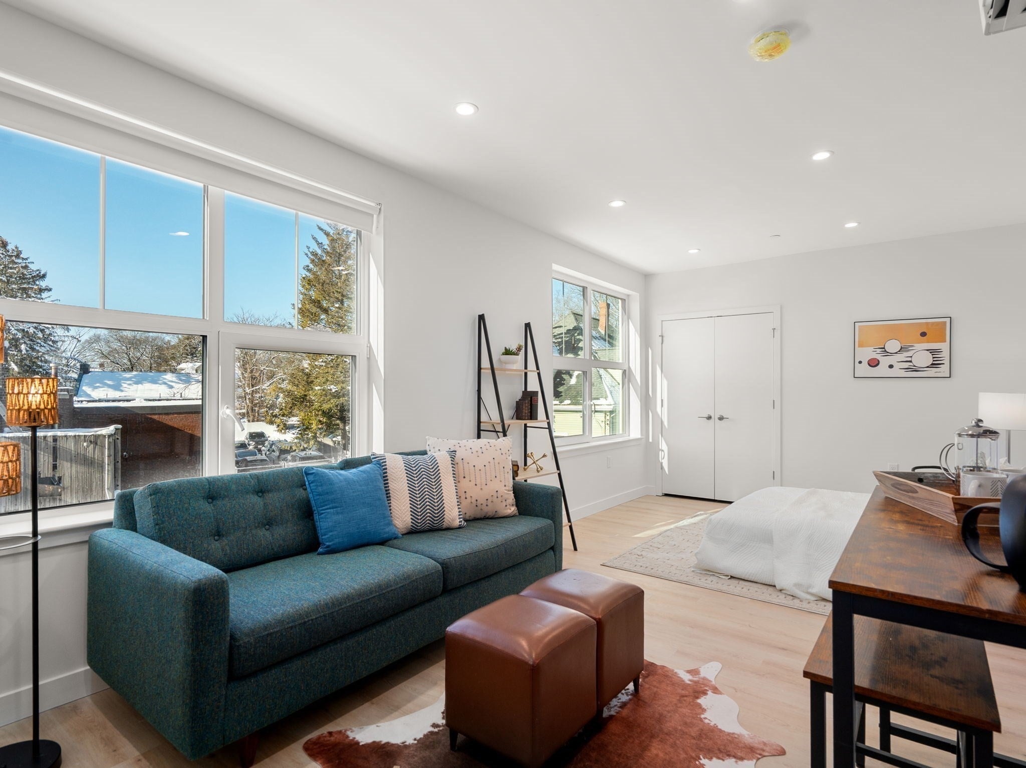 1151 Walnut 210