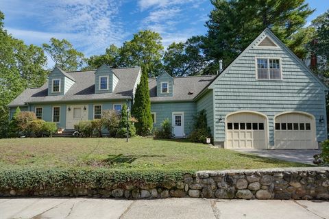 27 Parker Rd Wakefield MA 01880