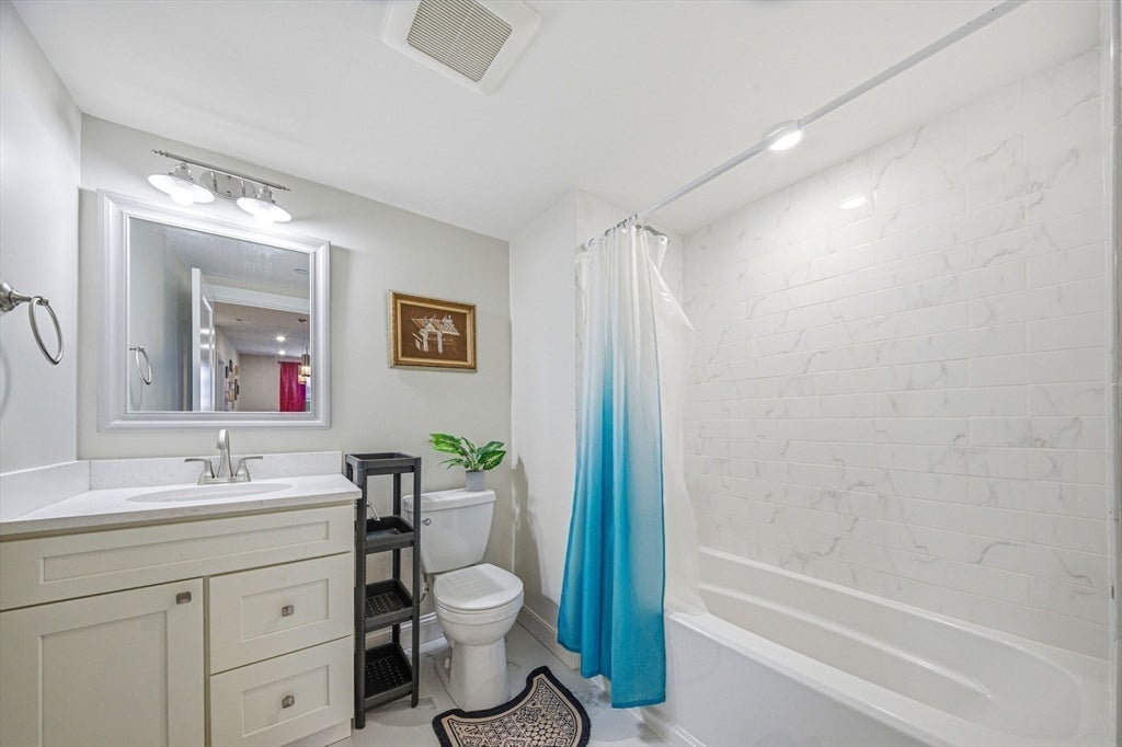 365 Newport Ave #303, Quincy, MA Photo #16