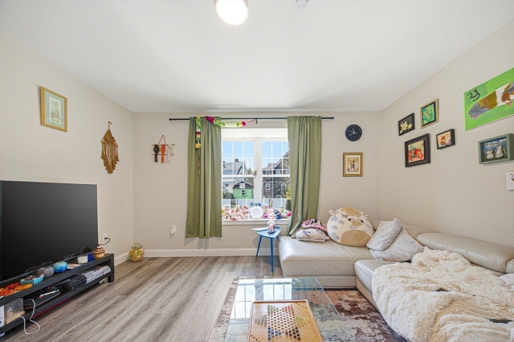 365 Newport Ave #303, Quincy, MA Photo #10