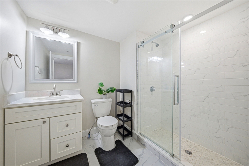 365 Newport Ave #303, Quincy, MA Photo #17
