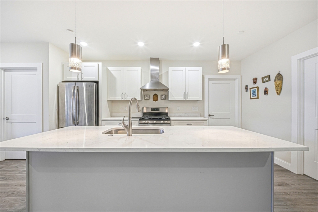 365 Newport Ave #303, Quincy, MA Photo #4
