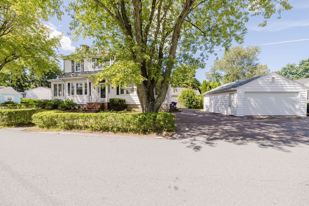 2 Elmhurst St
