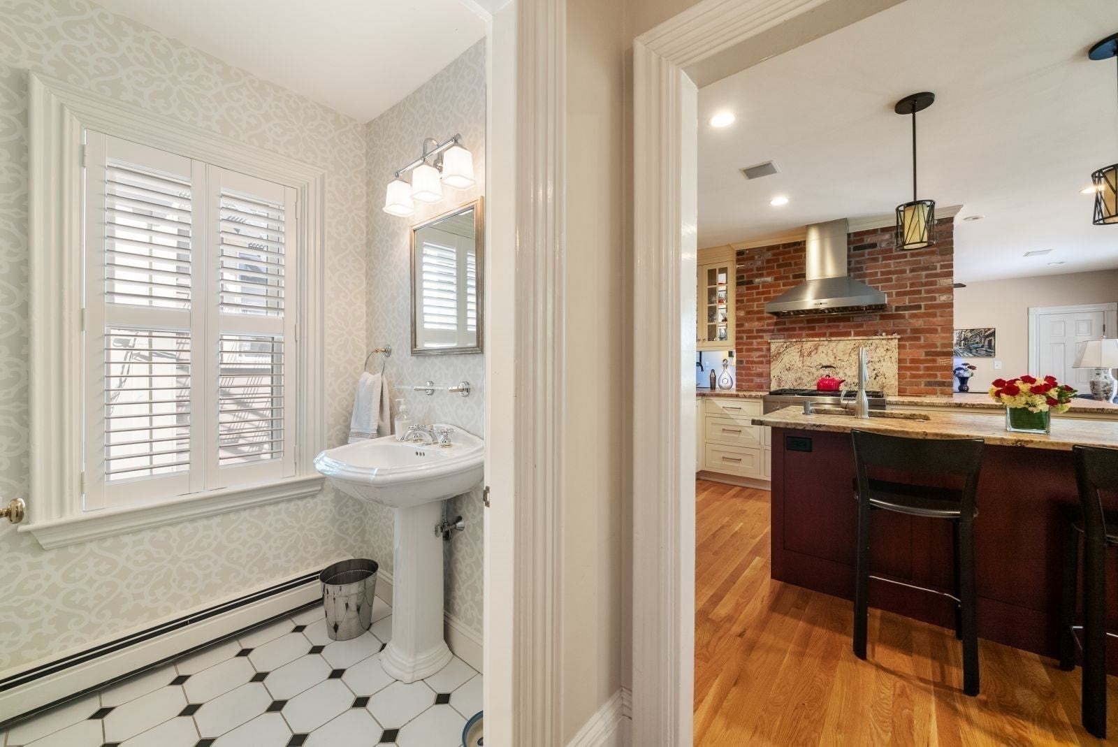 51 Chestnut Street, Boston, MA Photo #13