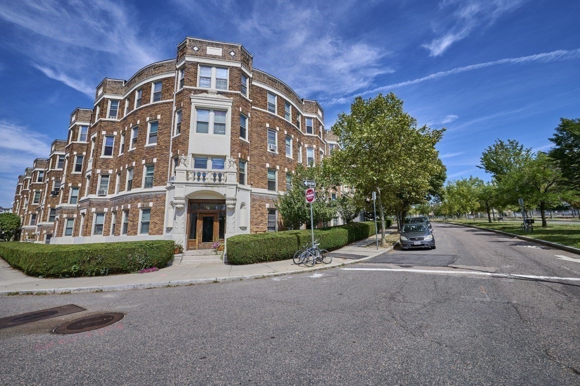 1677 Commonwealth Ave #12, Boston, MA, 1677 Commonwealth Ave #12, Boston, MA Photo #15