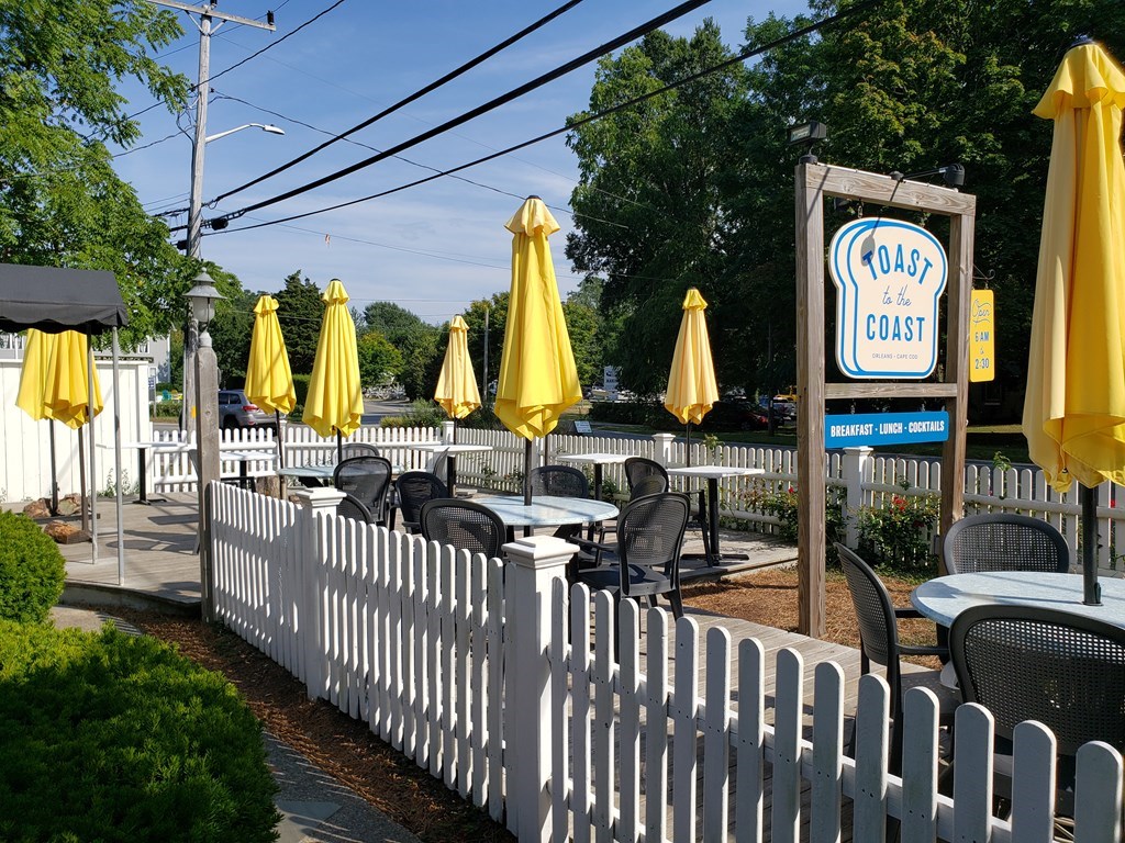 222 Main St