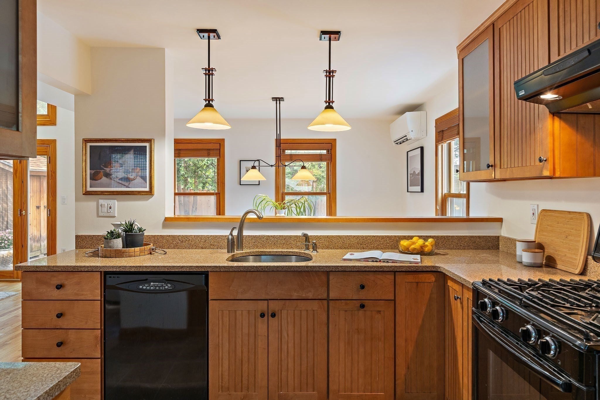 38 Warwick St #38, Somerville, MA, 38 Warwick St #38, Somerville, MA Photo #5