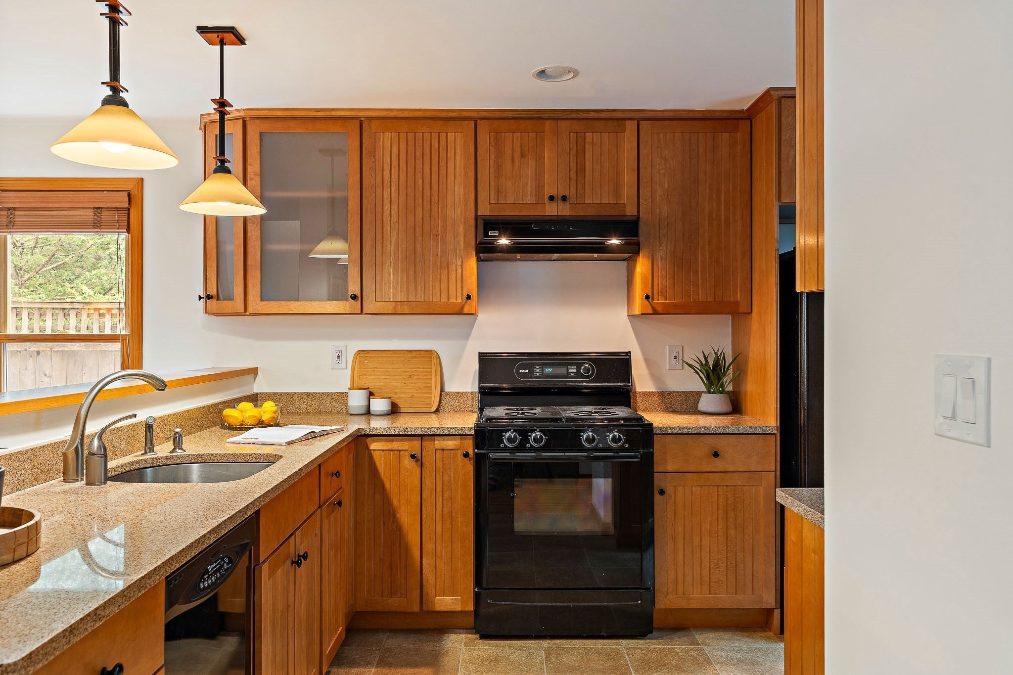 38 Warwick St #38, Somerville, MA, 38 Warwick St #38, Somerville, MA Photo #3