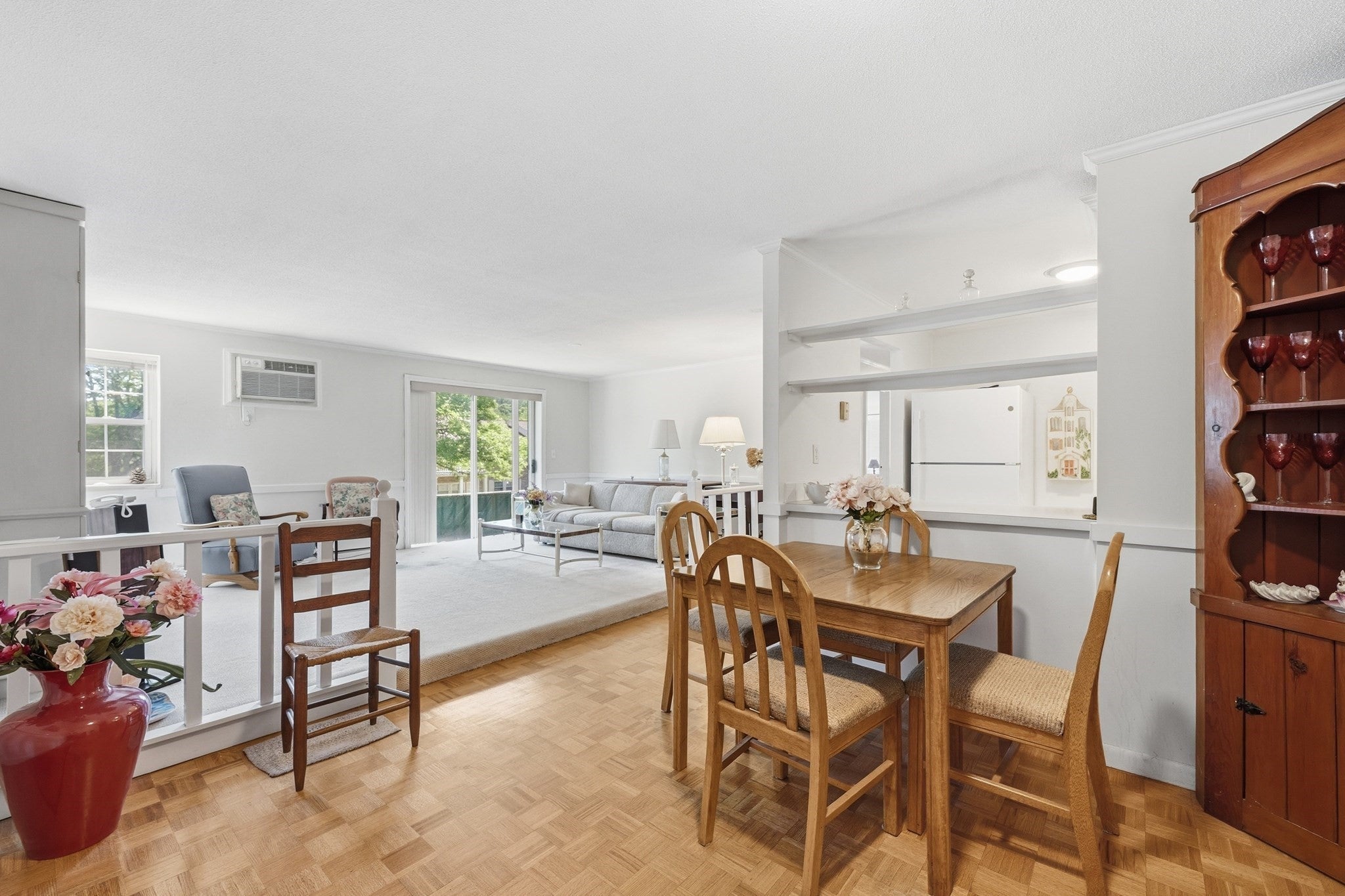 257 North Main St 8