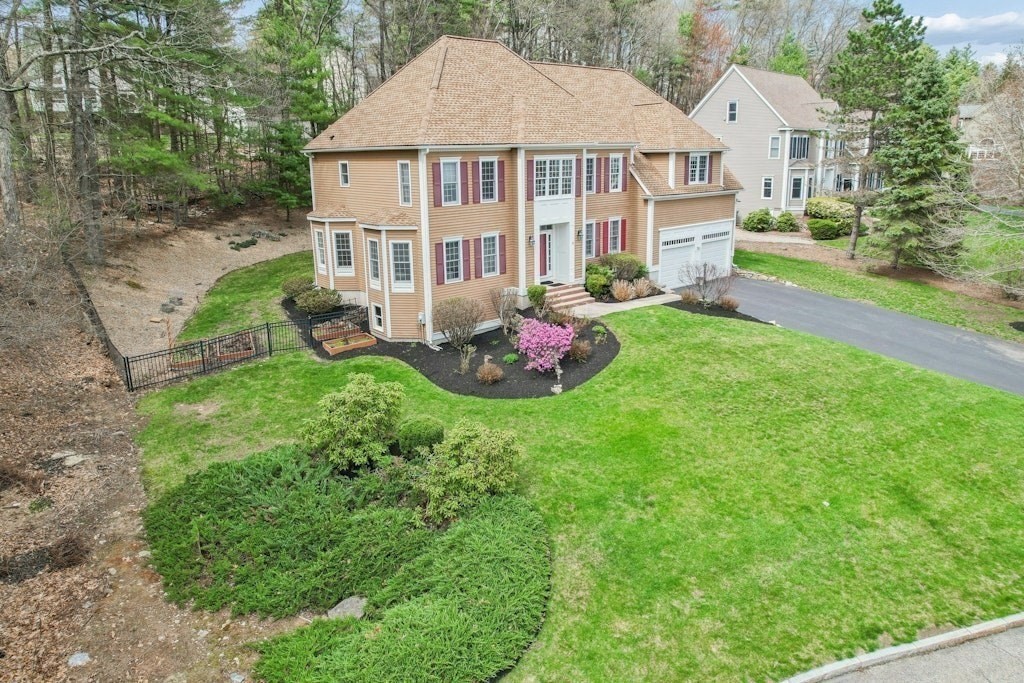 7 Grindstone Ct