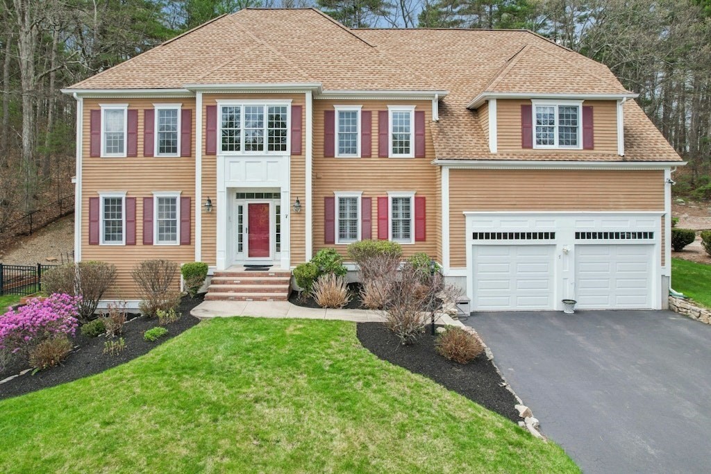 7 Grindstone Ct