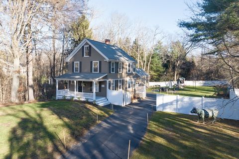 556 Wellesley Street Weston MA 02493