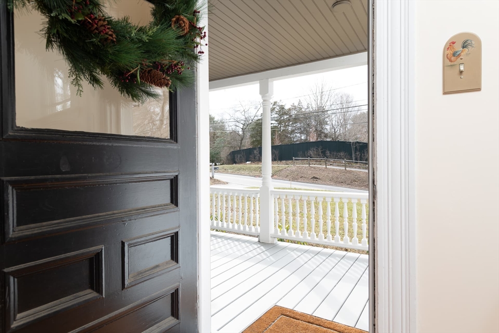 556 Wellesley Street