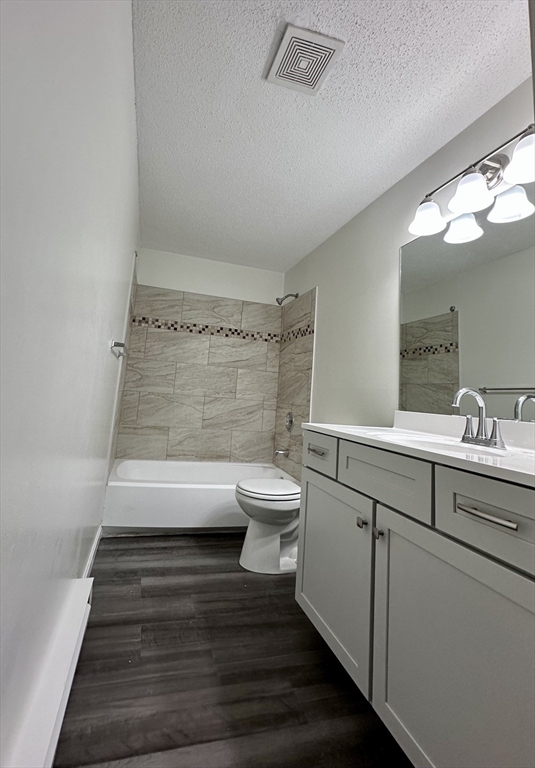 5 Village Rock Ln 24