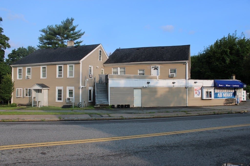 852 Hancock Street, Abington, MA Photo #9