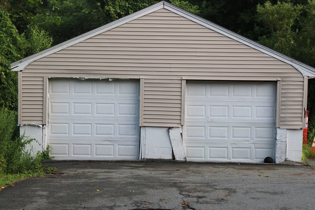 852 Hancock Street, Abington, MA Photo #6