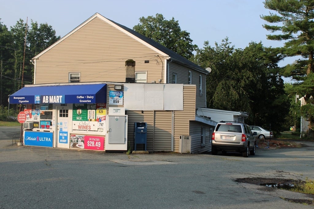 852 Hancock Street, Abington, MA Photo #10