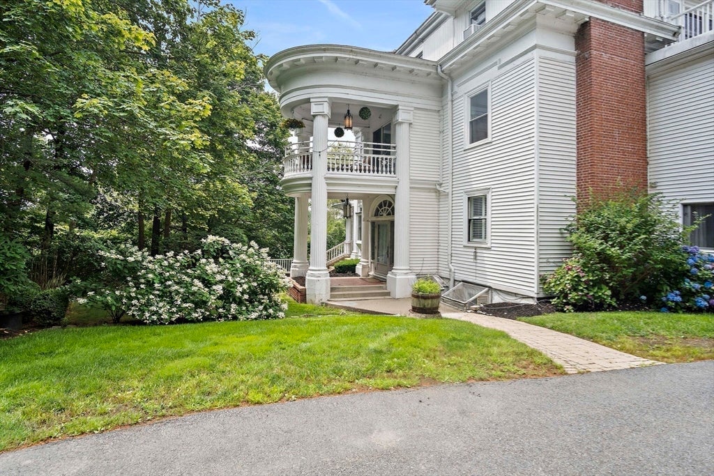 1401 Great Pond Road #8, North Andover, MA Photo #25