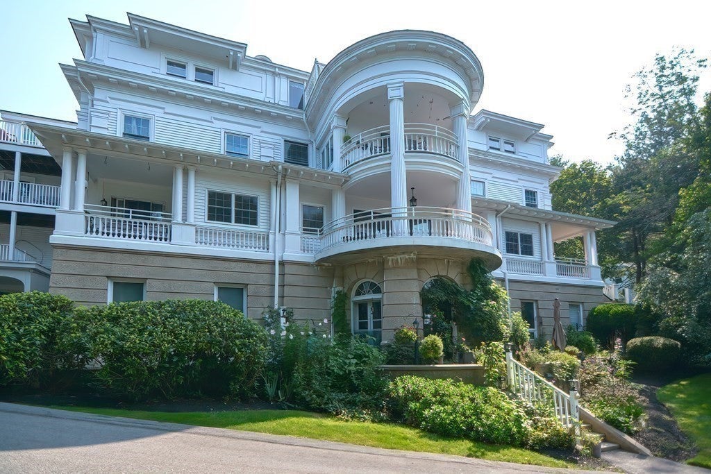 1401 Great Pond Road #8, North Andover, MA Photo #22
