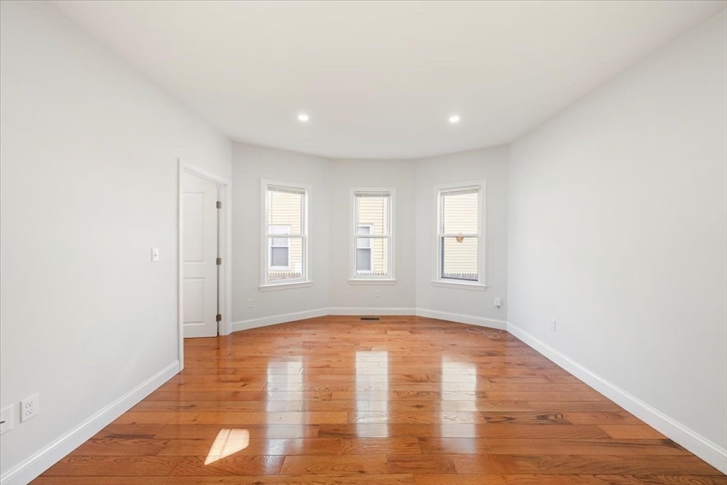 15 Porter St
