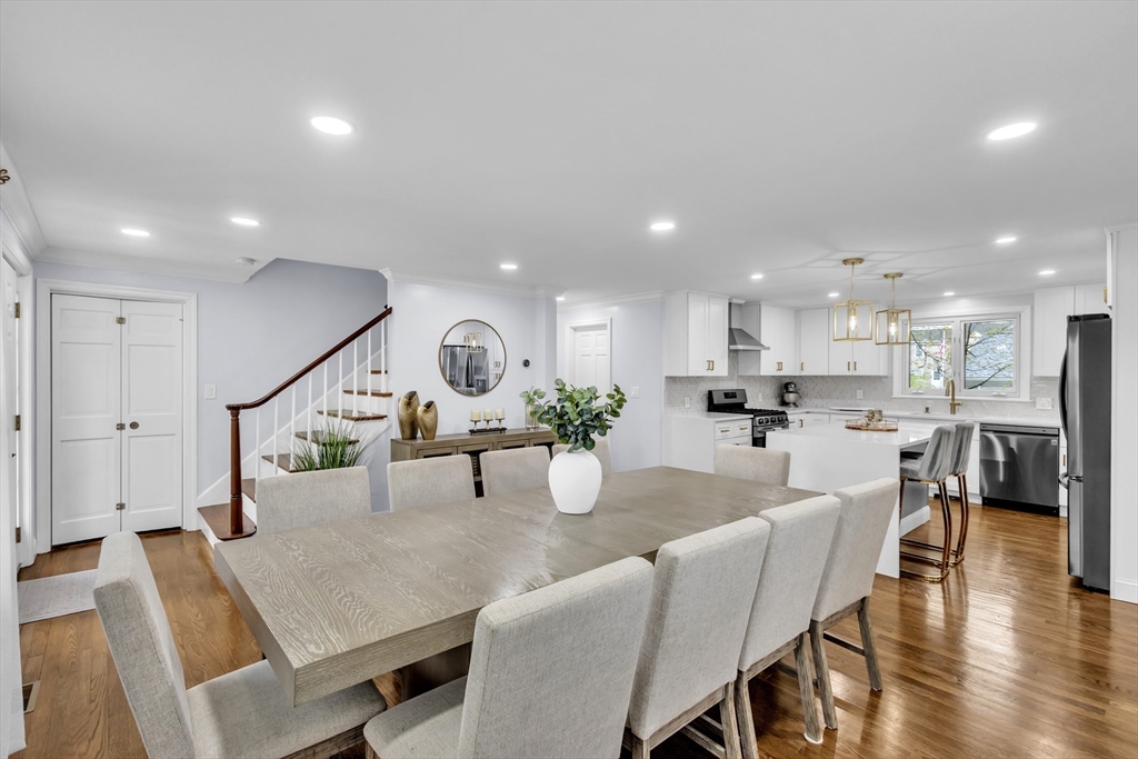 7 Corey Rd