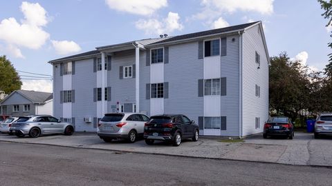 Photo of 19 Warren Ave #3, North Providence, RI 02911 (MLS # 73442552)