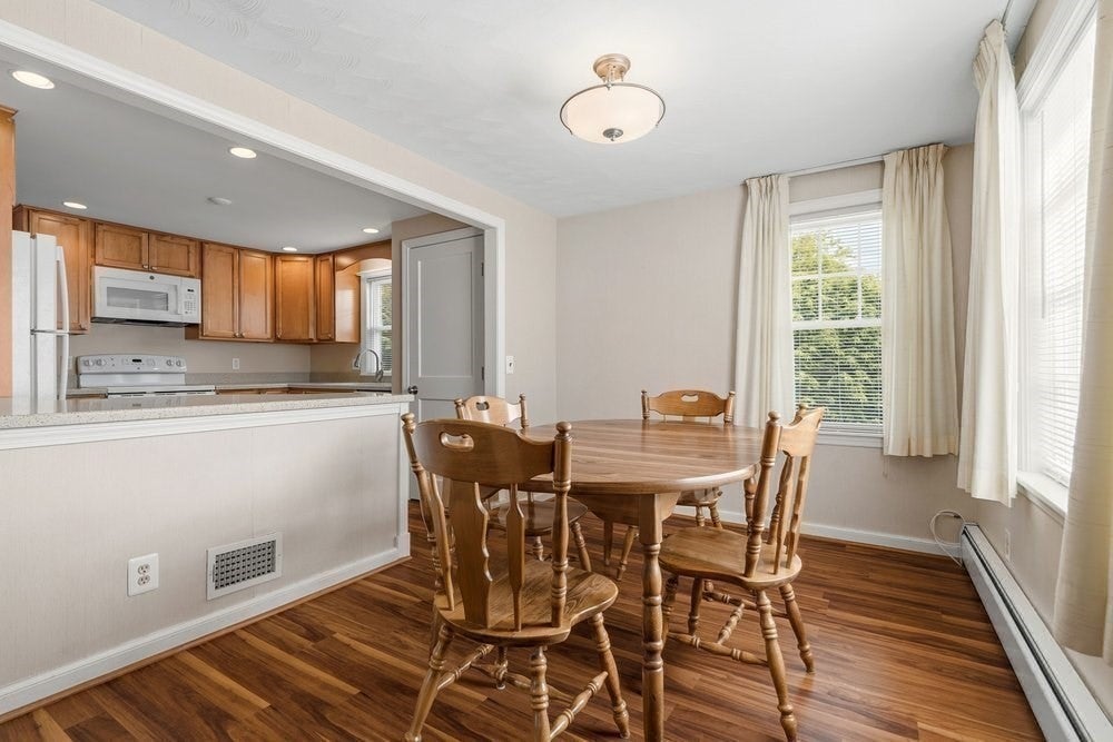 4 Abbott Rd, Waltham, MA Photo #11