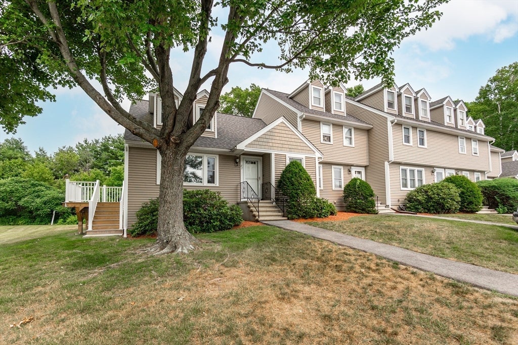 Photo of 87 Merrimack Meadows Ln #87, Tewksbury, MA 01876 (MLS # 73555846)