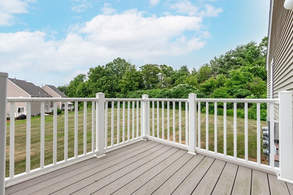 87 Merrimack Meadows Ln 87
