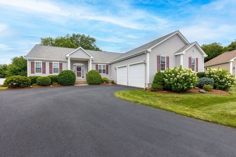 11 Deirdre Circle 11 Rehoboth MA 02769