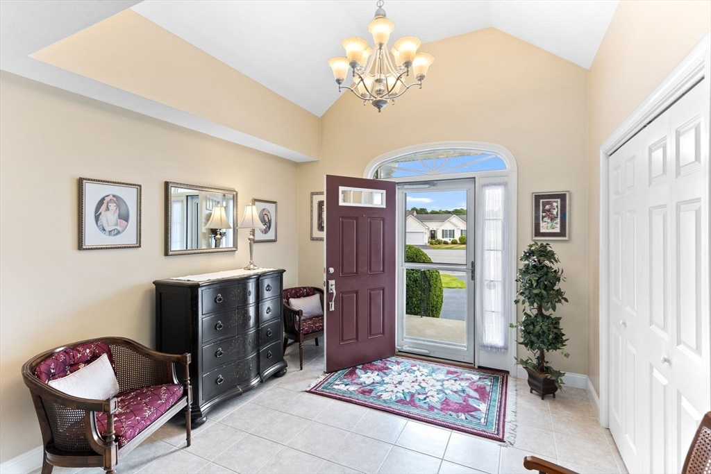 11 Deirdre Circle 11