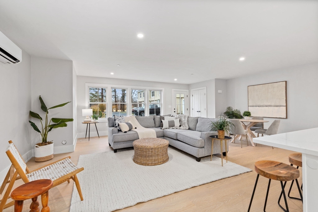 14 Old Country Way B