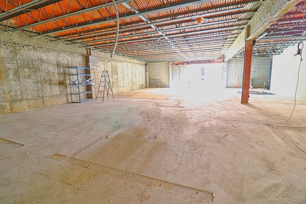 499 Essex Street Lower #3