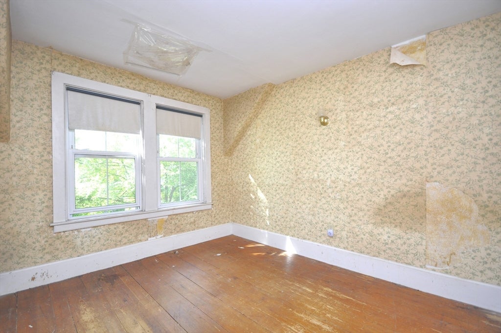 336 Plymouth St, East Bridgewater, MA Photo #12