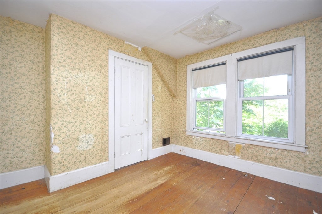 336 Plymouth St, East Bridgewater, MA Photo #13