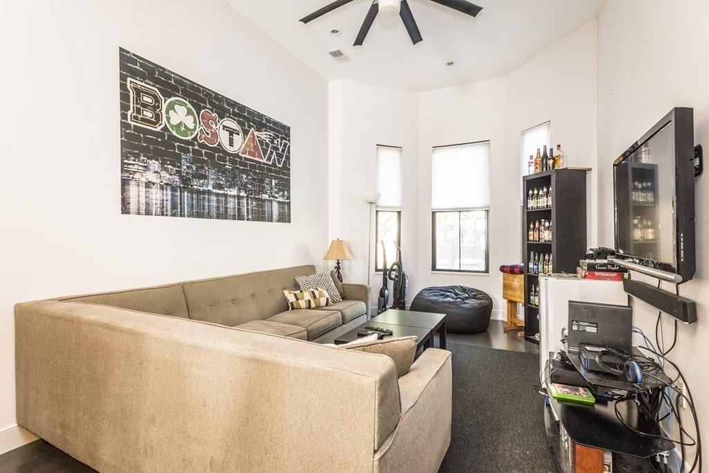 25 Worthington Street 1