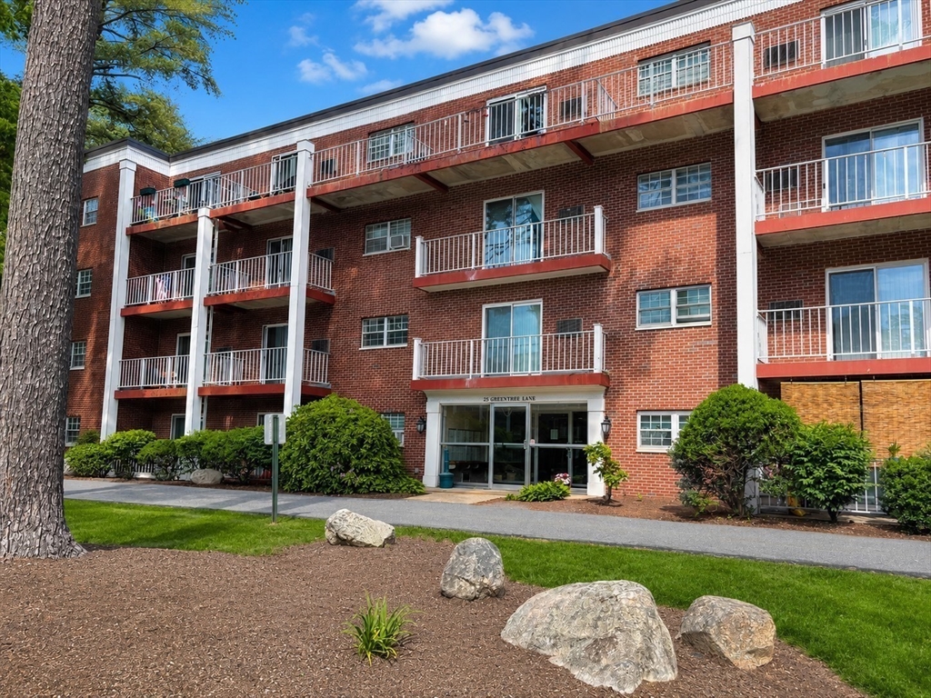 25 Greentree Lane 43