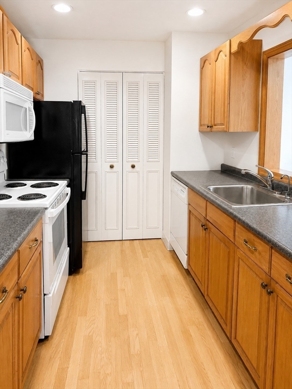 25 Greentree Lane 43