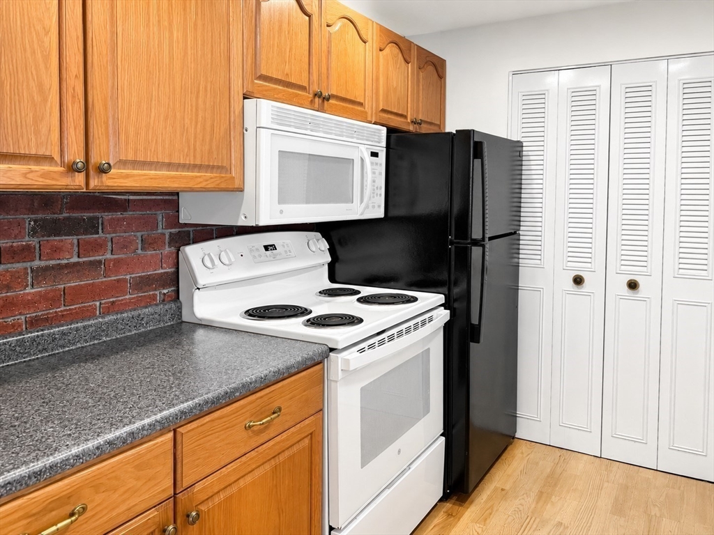 25 Greentree Lane 43