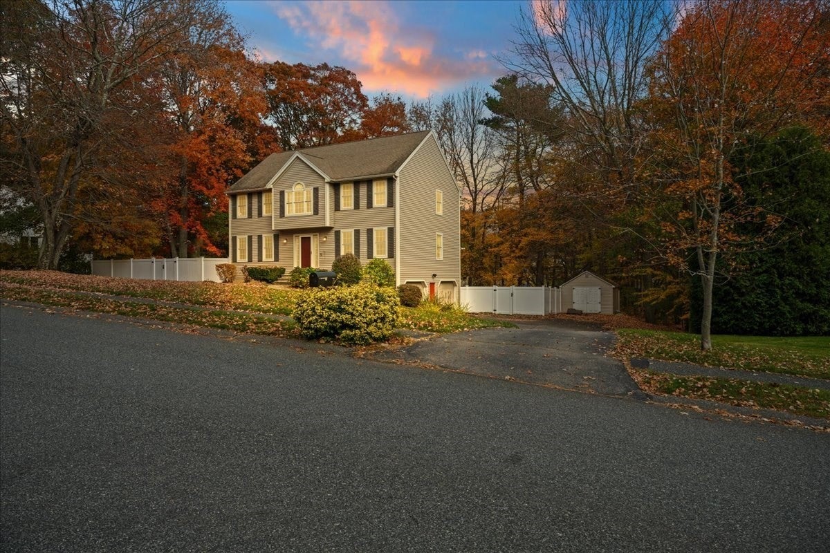 16 Wildflower Dr