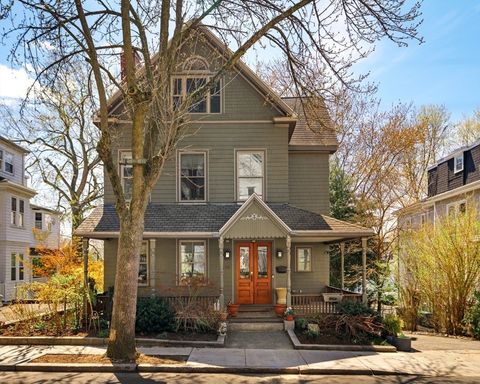 Photo of 70 Oxford St, Somerville, MA 02143 (MLS # 73523420)