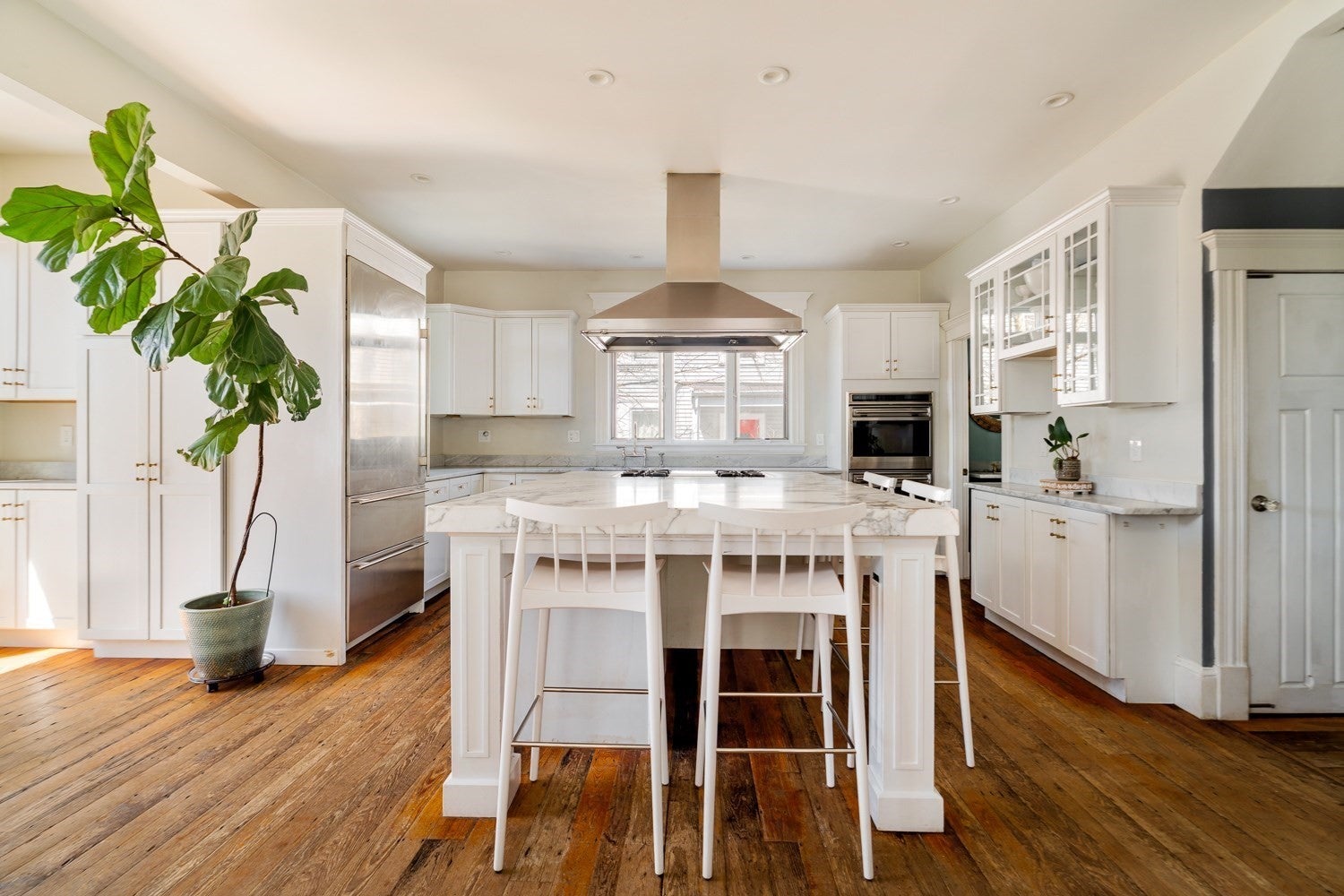 70 Oxford St, Somerville MA 02143