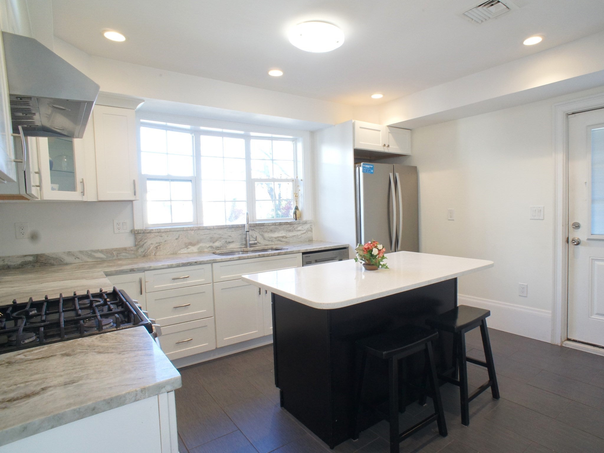 93 Vassall ST #2, Quincy, MA Photo #4